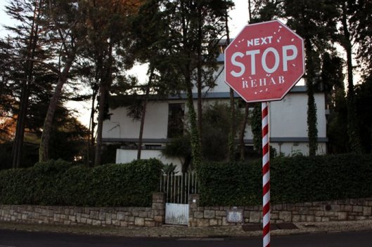 Olisiko ammatillisella kuntoutuksella vaikutusta? Kuva http://www.mymodernmet.com/profiles/blogs/changing-lines-stop-project